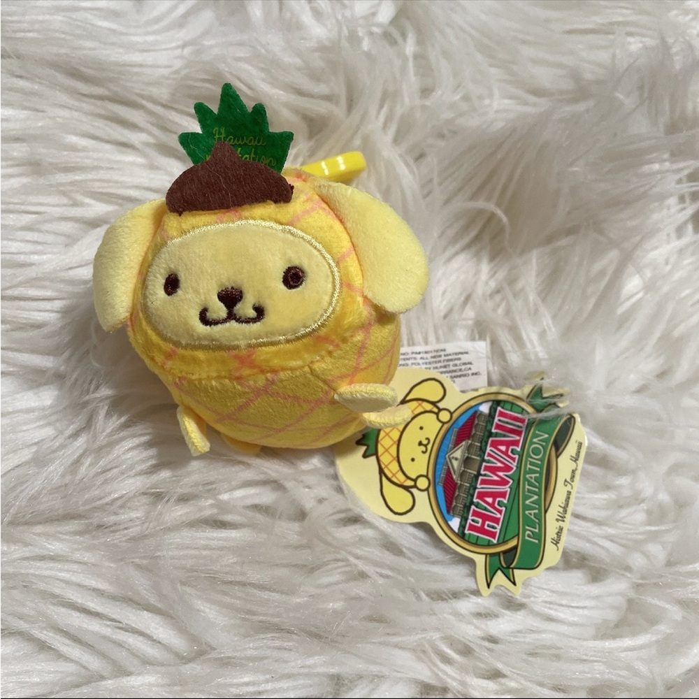 Pompompurin mini dole plantation pineapple 3” plush bag charm Hawaii sanrio